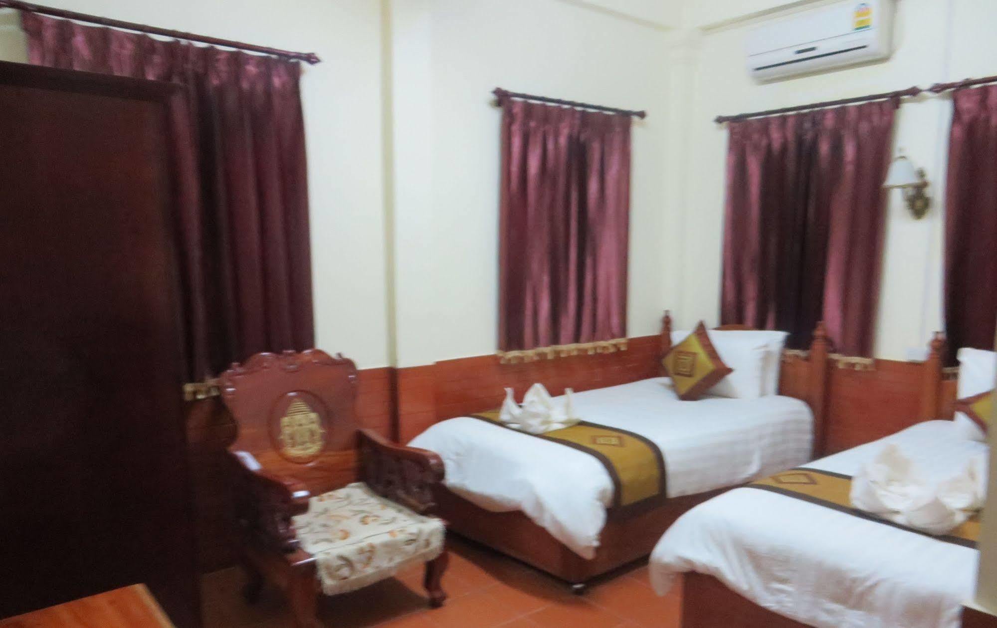 Villa Mahasok Hotel Luang Prabang Ngoại thất bức ảnh